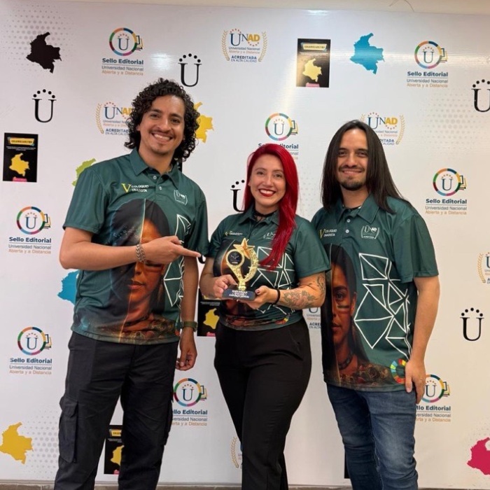 La UNAD recibe galardón al Documental Regional del Año por su producción Con Olor a Región