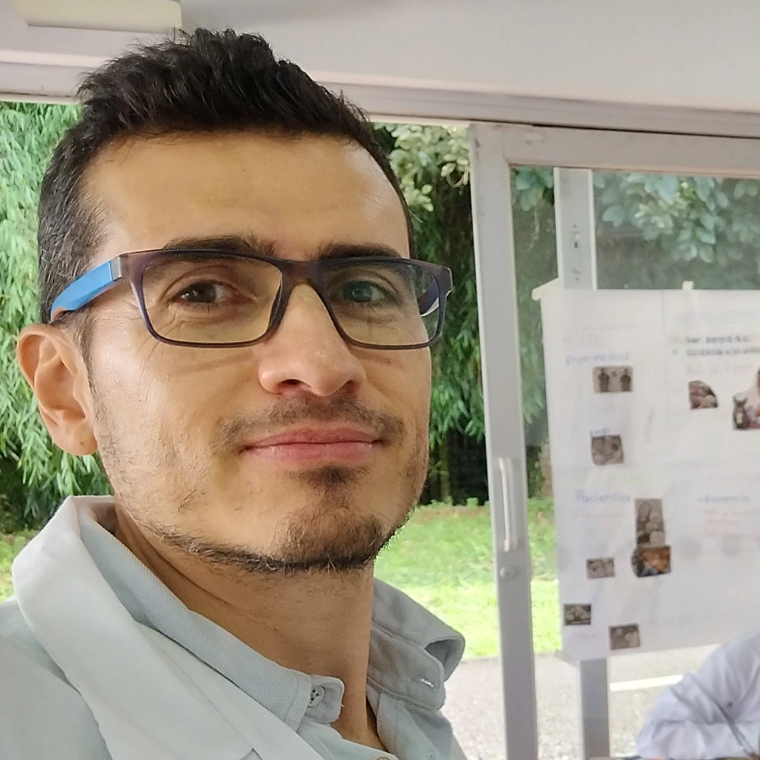 Innovación que transforma: Jorge Arboleda y su Estufa de Leña Inteligente